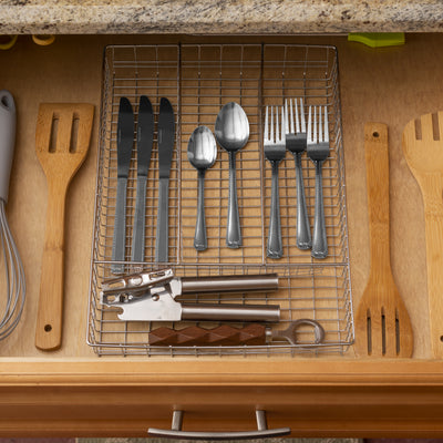 6 of 7:Plateau à couverts et couverts en acier chromé Home Basics à 4 compartiments 