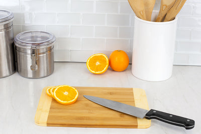 5 of 6:Tabla de cortar de bambú Home Basics 