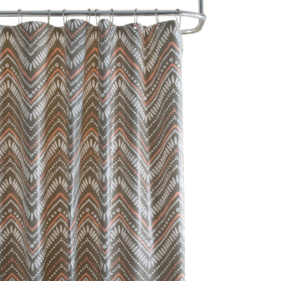 1 of 3:Cortina de ducha de PEVA con diseño de chevrón punteado Bath Bliss en gris 