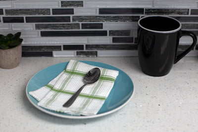 4 of 4:Home Basics Cucharas de té martilladas de acero inoxidable (paquete de 4), plateadas 