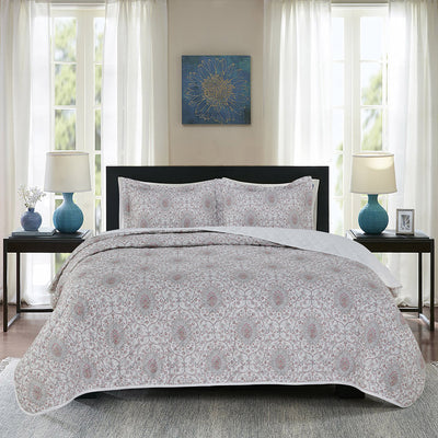 1 of 1:Britton Quatrefoil 3-Piece Quilt Set, Rose, Queen 