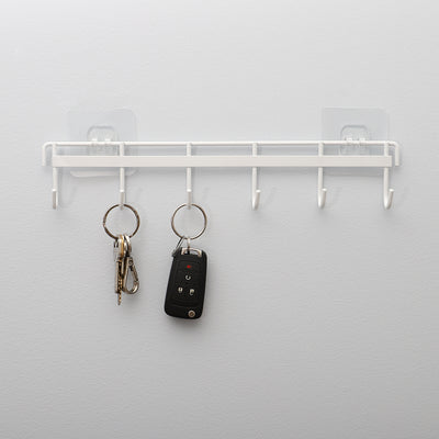 4 of 4:Home Basics - Llavero con revestimiento de vinilo, 6 ganchos, montaje con ventosa, color blanco 