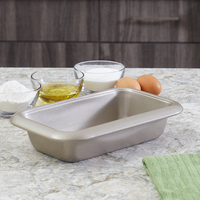 4 of 4:Moule à pain antiadhésif en acier au carbone Aurelia de Home Basics, 28 x 7,6 cm, doré 