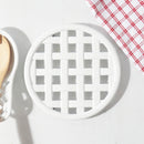 4 of 5:Home Basics - Salvamanteles con diseño de tejido de hierro fundido, color blanco, 8.0 x 8.0 x 5.0 in 