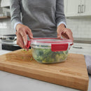 6 of 7:Boîte de conservation alimentaire Rubbermaid Easy Find Lids Tabs, lot de 16 pièces, transparente avec languettes rouges 
