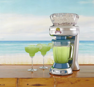 6 of 8:Margaritaville Key West Frozen Concoction Maker con bolsa de viaje, plateado y azul 