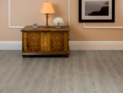 2 of 2:Planches de plancher en vinyle autocollantes Nexus Light Grey Oak 6x36 - 10 planches/15 pi2 