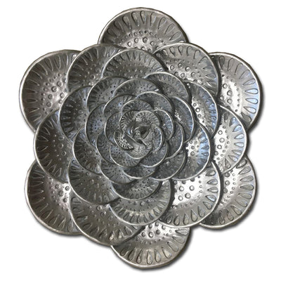 1 of 1:Premius Resina Metálica En Relieve Floral Decoración de Pared, Plateado, 12 Pulgadas 
